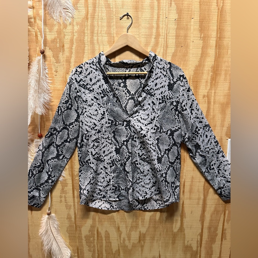 CIDER blouse new no tags